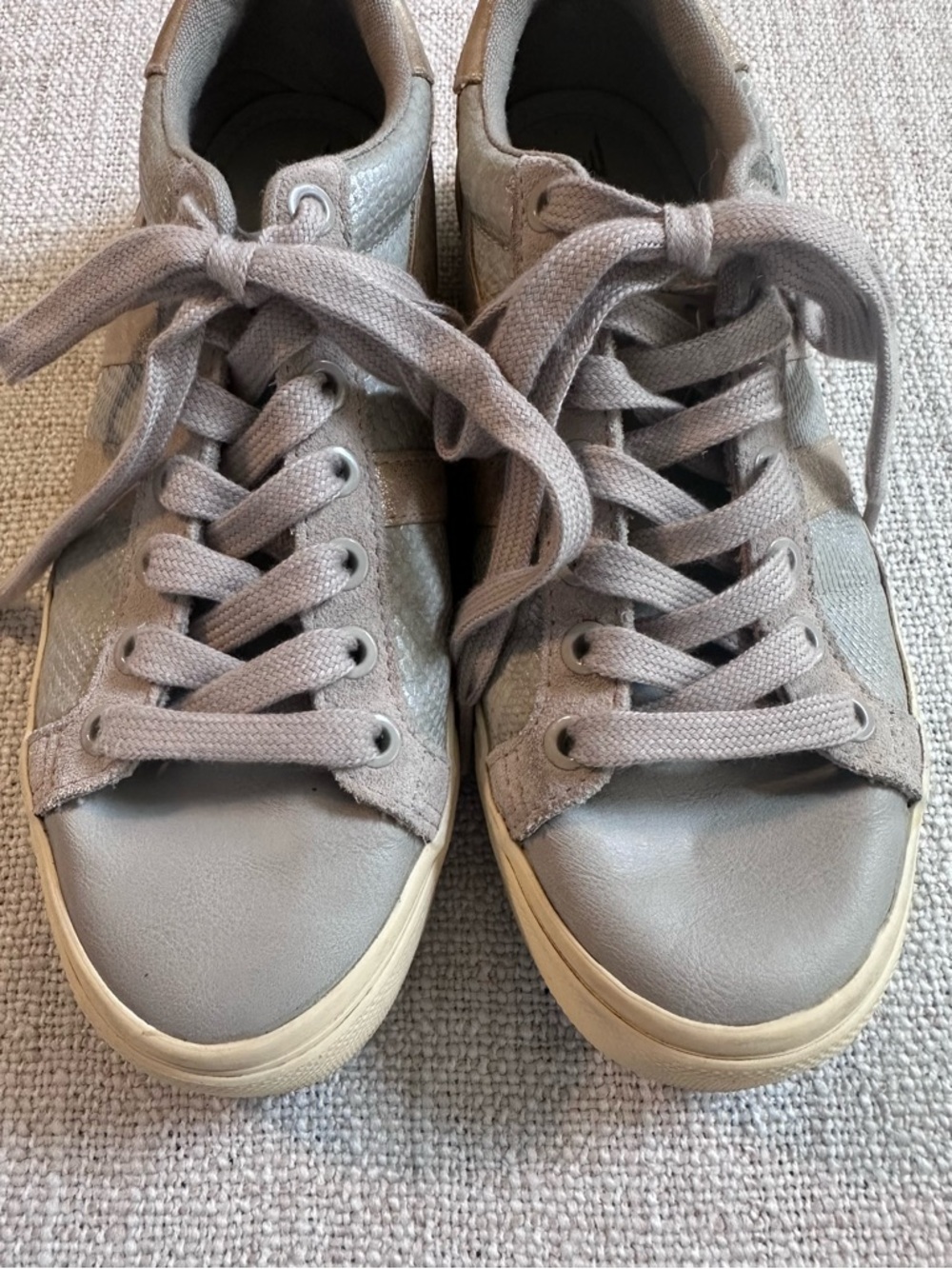 Anthropologie GOLA Orchid II Lizard Sneakers Feather Gray Gold Athleisure Wmn 6 - Picture 3 of 16